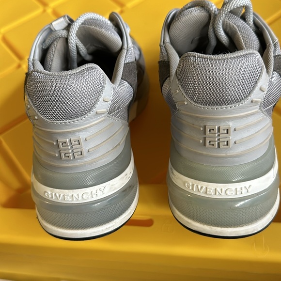 Givenchy sneakers - Picture 6 of 7